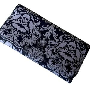 **Awesome Skulls Wallet**